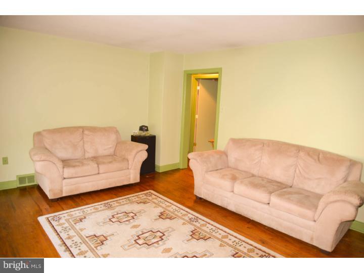 304 Villanova Road Glassboro, NJ 08028 - Photo 3 of 18