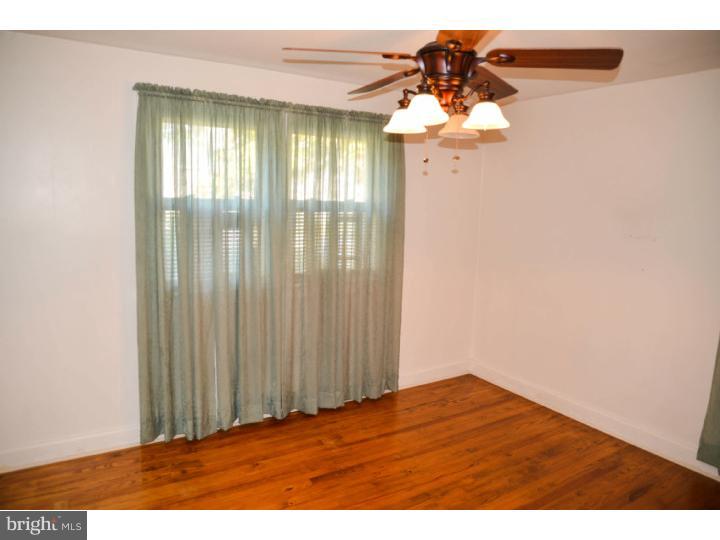 304 Villanova Road Glassboro, NJ 08028 - Photo 10 of 18