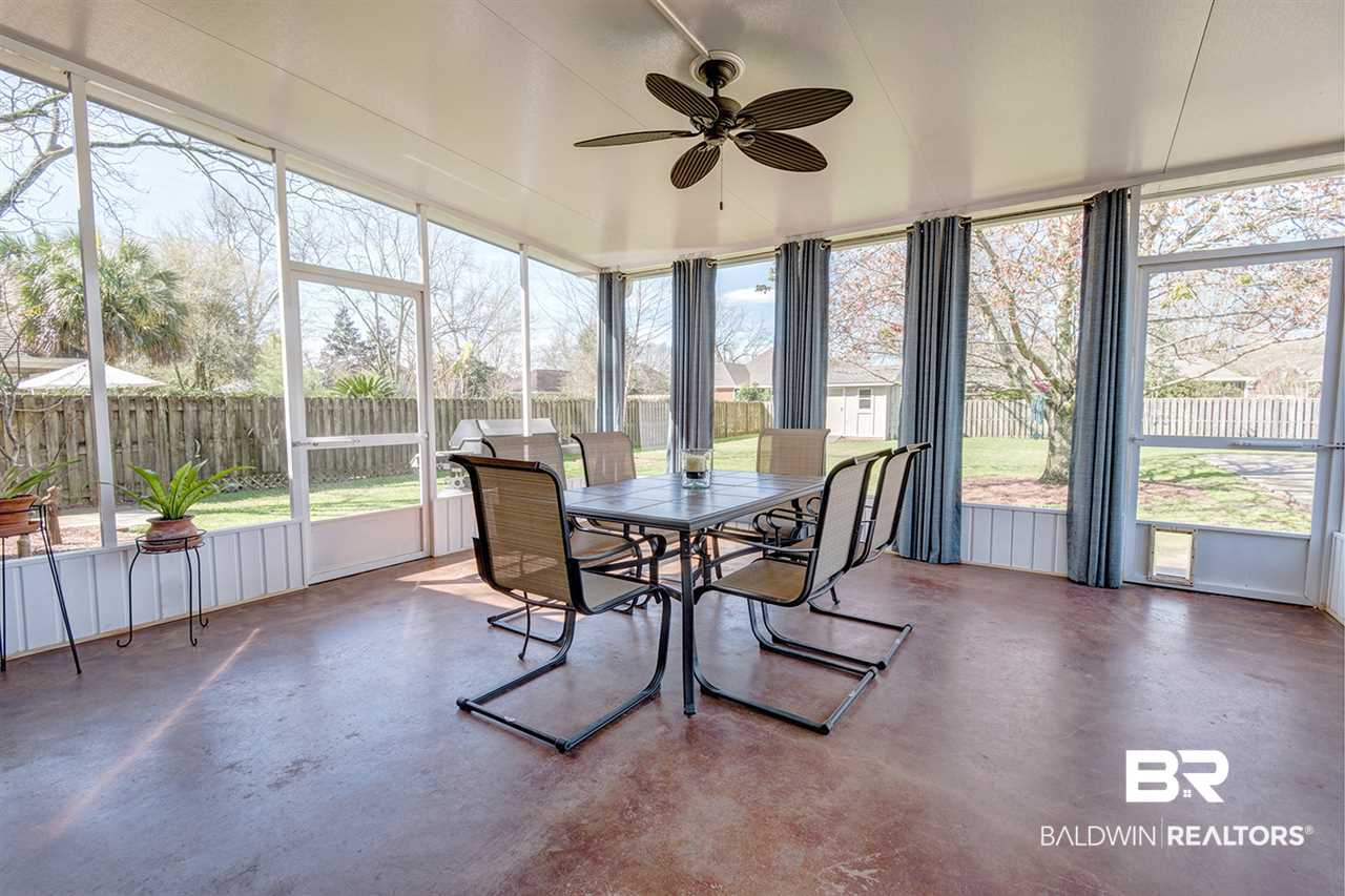25933 Kensington Way Daphne, AL 36526 - Photo 19 of 40 screened patio