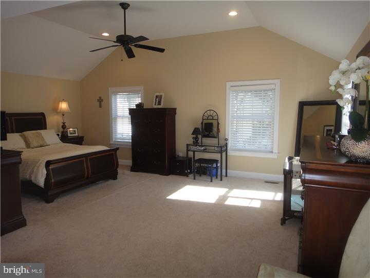 33 East Golf View Road Ardmore, PA 19003 - Photo 13 of 25 Bedroom - Main