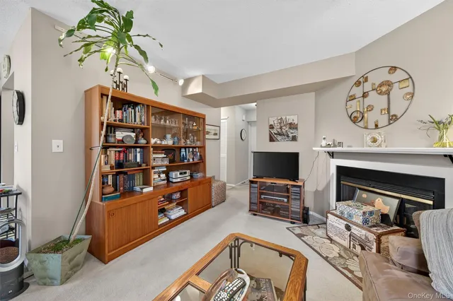 $299,000 | 3308 Whispering Hills Drive, Chester, NY 10918