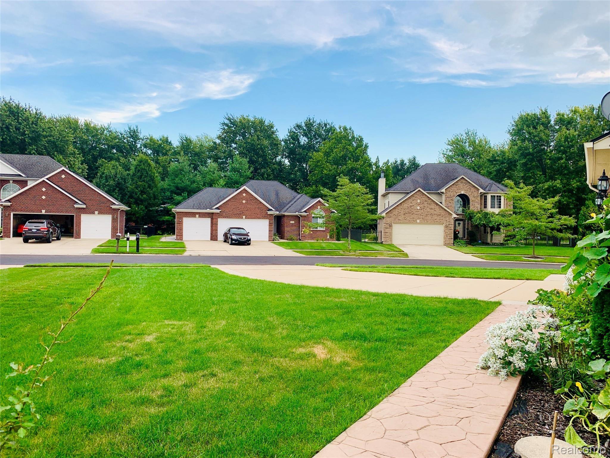 51432 Rivard Road New Baltimore, MI 48047 - Photo 52 of 57 IMG_9421.JPG