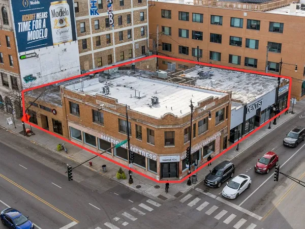 $2,000,000 | 2401 West Lawrence Avenue, Chicago, IL 60625