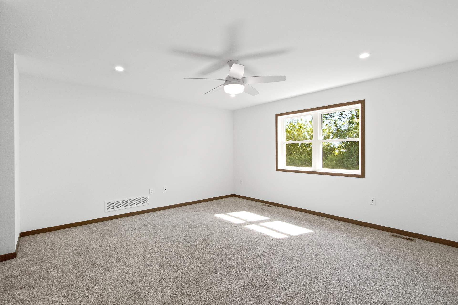 514 Roosevelt Street Baraboo, WI 53913 - Photo 10 of 19