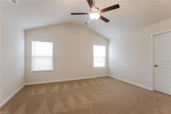 $2,040 | 160 Steamboat Lane, Burlington, NC 27217