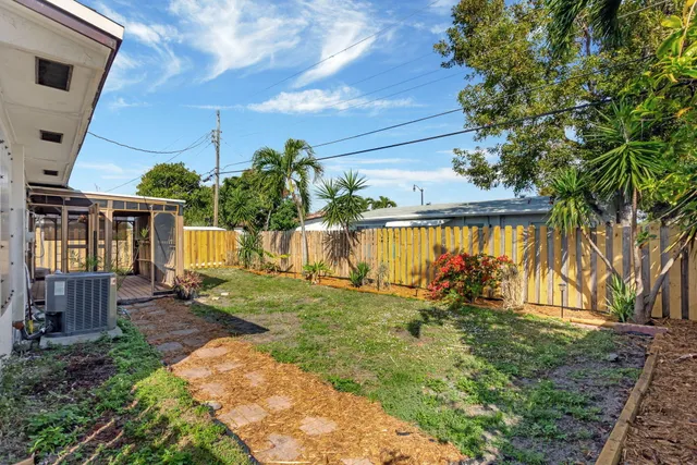 $425,000 | 1649 Northeast 31st Street, Pompano Beach, FL 33064