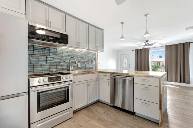 $425,000 | 1649 Northeast 31st Street, Pompano Beach, FL 33064