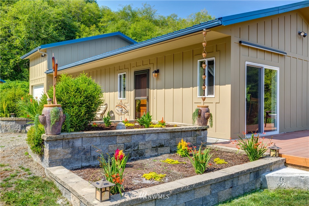 276 Lake Samish Road Bellingham, WA 98229 - Photo 1 of 25 Gallery Image 1
