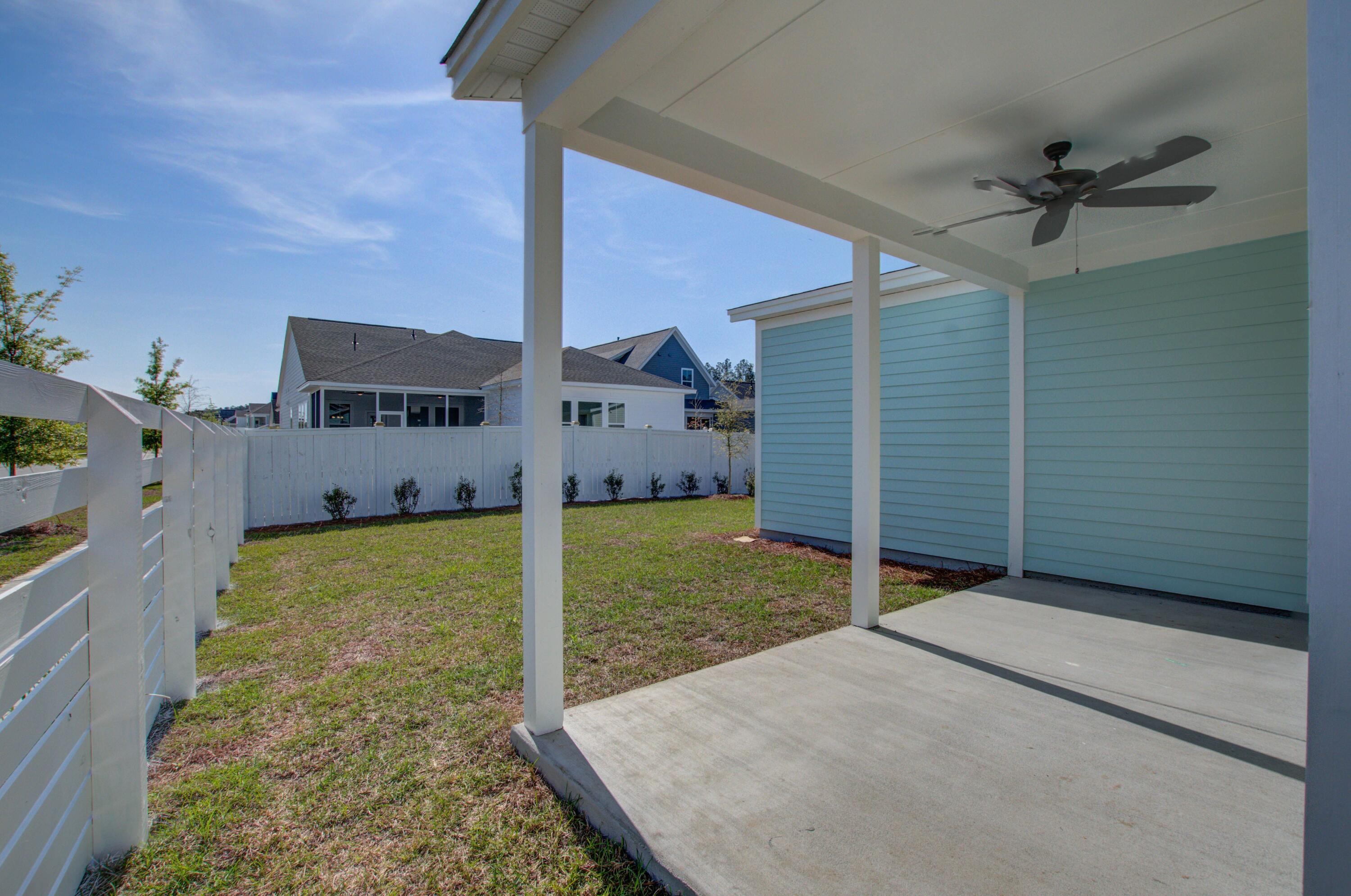 100 True Blue Loop Summerville, SC 29486 - Photo 29 of 32 Rear View