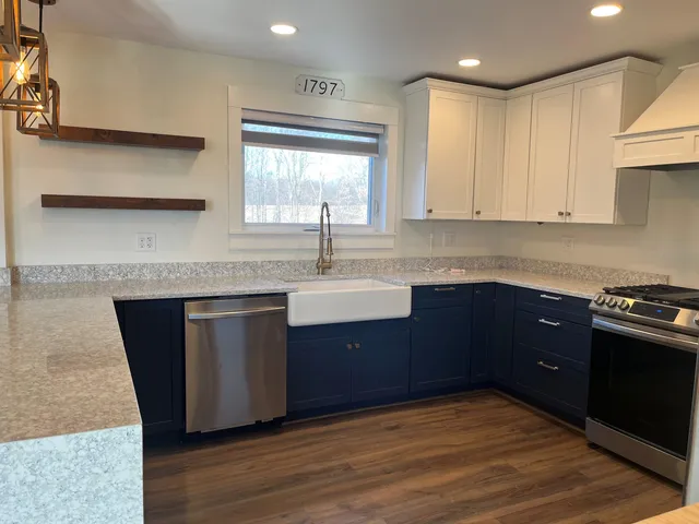 $549,000 | 259 Highway 2, Grand Isle, VT 05458