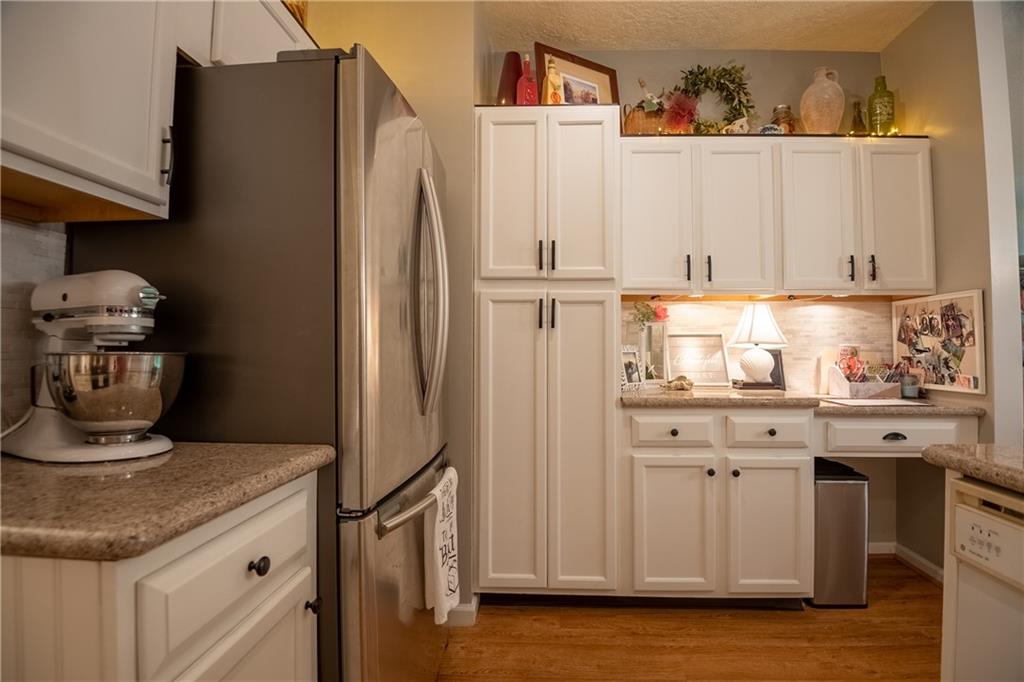 30 Stone Ridge Boulevard, Unit COND Hermitage, PA 16148 - Photo 9 of 22 Gallery Image 9