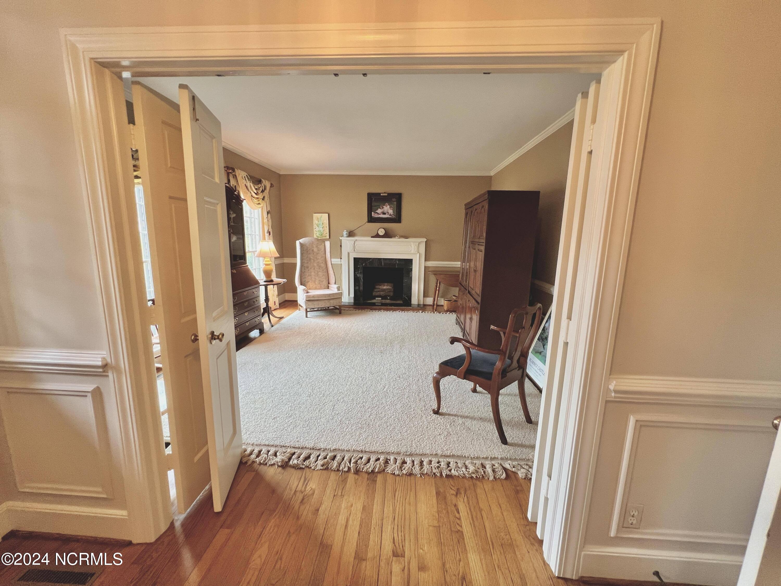 1401 Greenbriar Road Kinston, NC 28501 - Photo 42 of 91 414012568_893044128865420_48835173279745