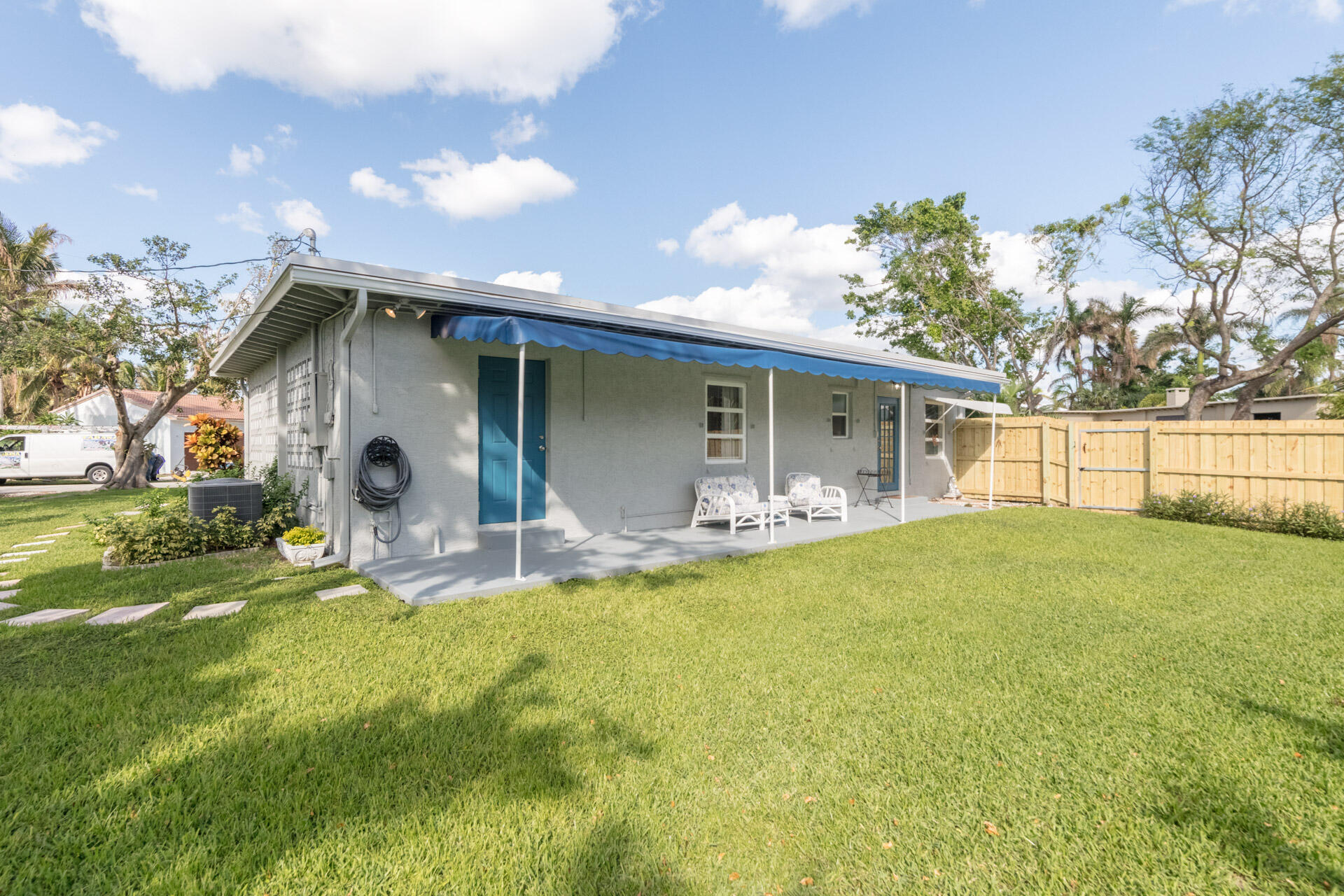 910 Intracoastal Road Delray Beach, FL 33483 - Photo 16 of 18 910 Intracoastal Rd - Delray-21