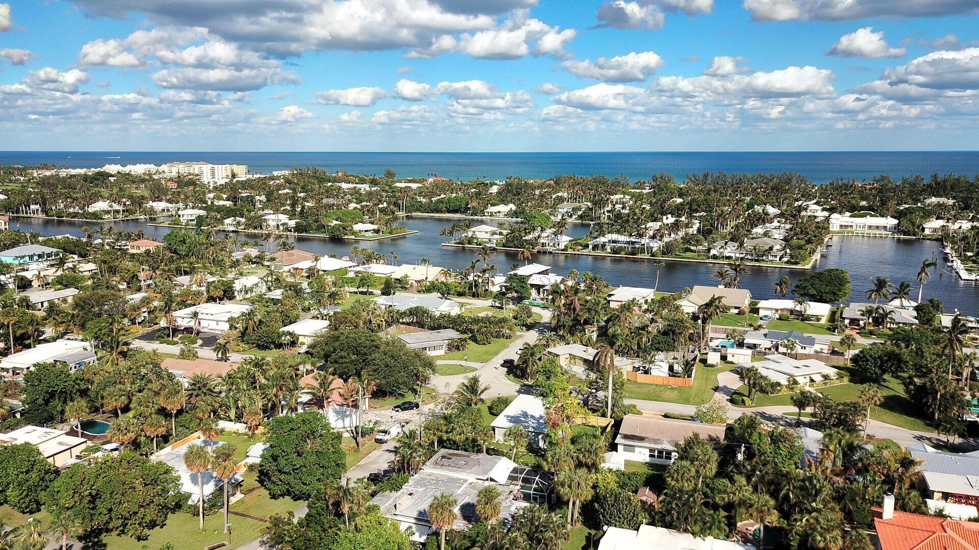 910 Intracoastal Road Delray Beach, FL 33483 - Photo 3 of 18 910 Intracoastal Rd - Delray-27