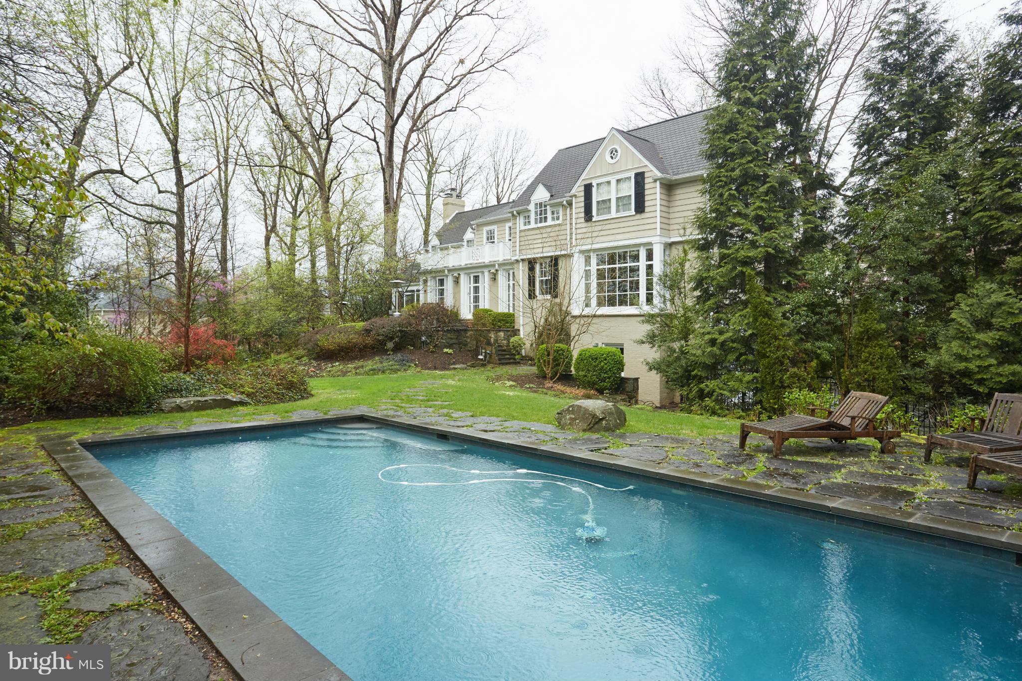 7301 Nevis Road Bethesda, MD 20817 - Photo 29 of 30 Exterior (Rear)