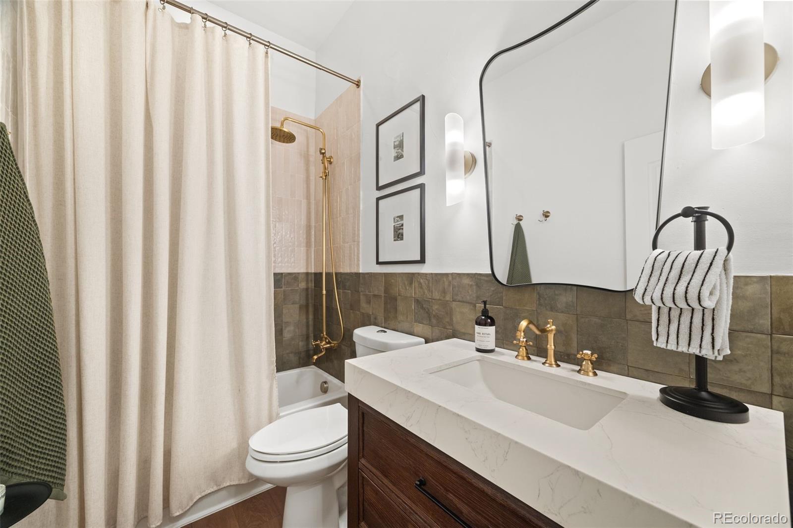 6119 Reed Way Arvada, CO 80003 - Photo 21 of 38