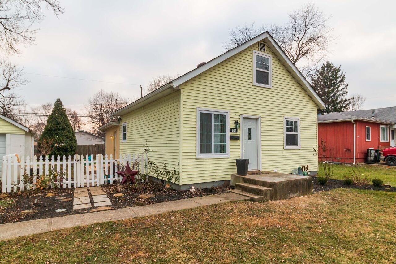 1909 Ferris Road Columbus, OH 43224 - Photo 2 of 28 Gallery Image 2