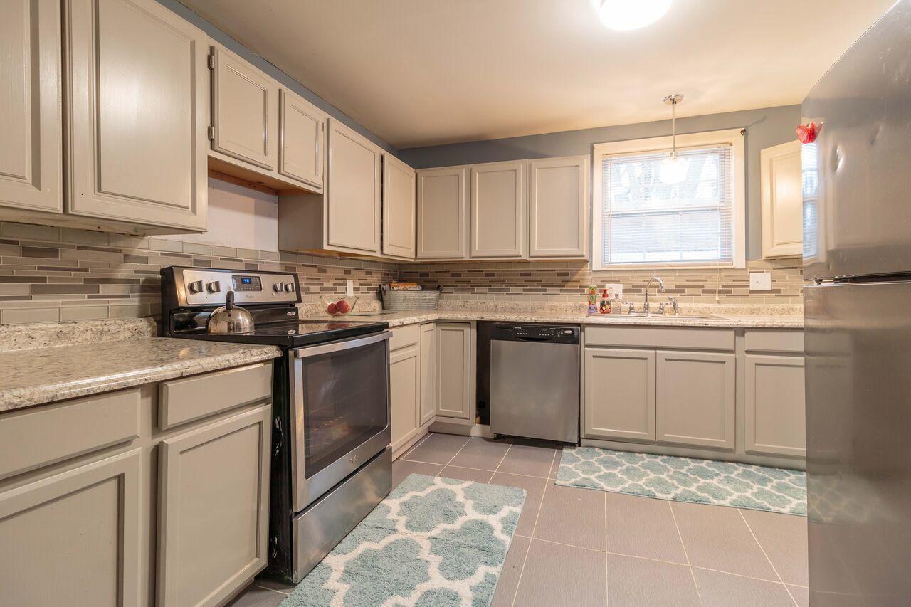 1909 Ferris Road Columbus, OH 43224 - Photo 9 of 28 Gallery Image 9