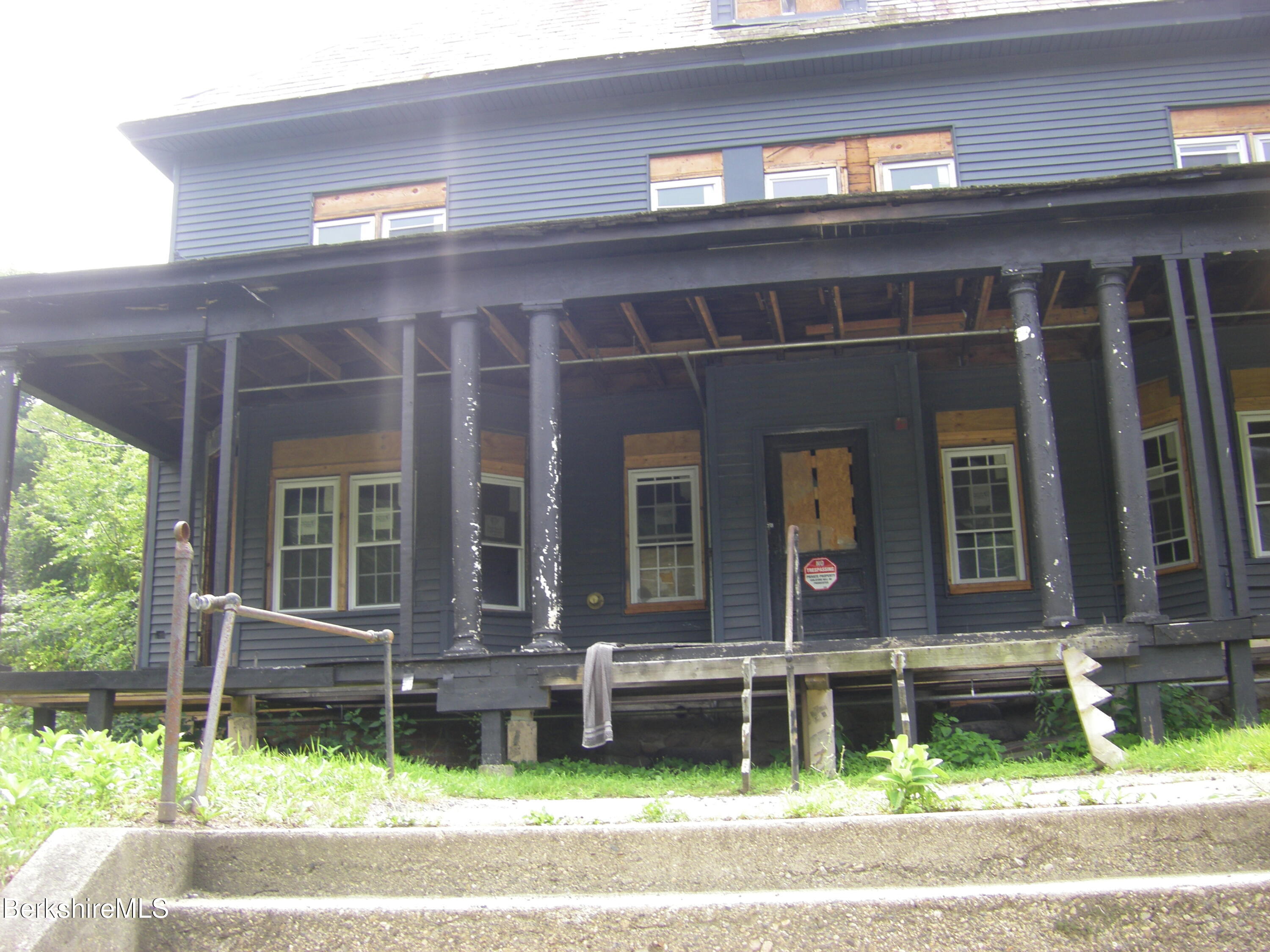 306 Union Street North Adams, MA 01247 - Photo 11 of 30 Exterior Front