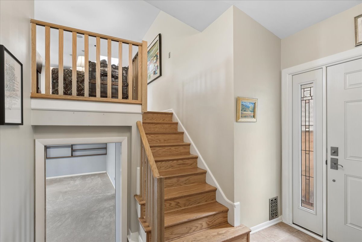 122 Mulberry Road Deerfield, IL 60015 - Photo 9 of 22