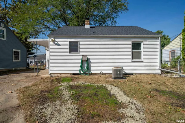 $138,000 | 316 Court Drive, Washington, IL 61571