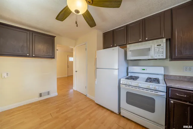 $138,000 | 316 Court Drive, Washington, IL 61571