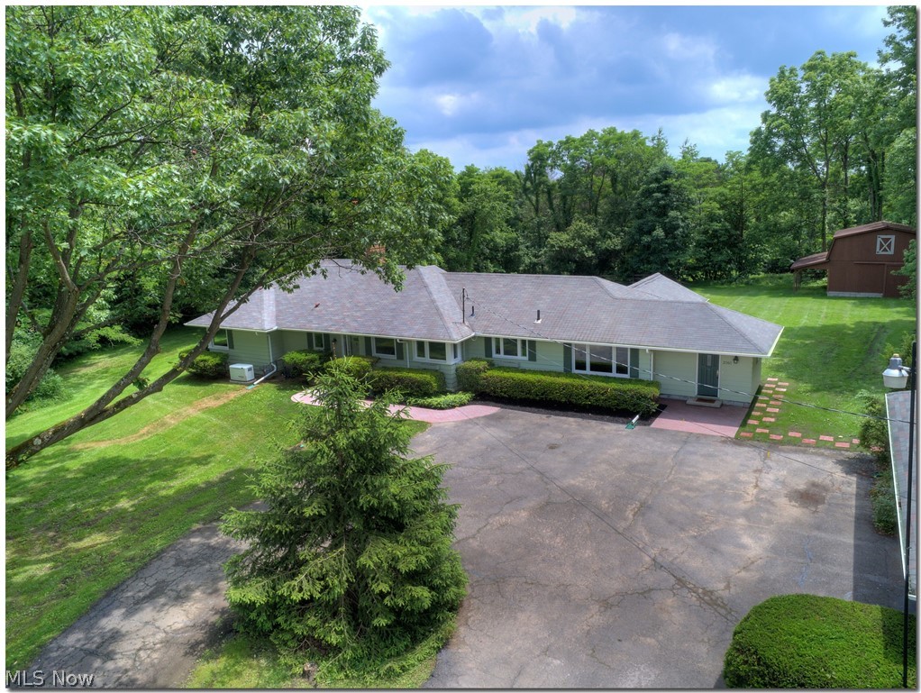 2060 Middleton Road Hudson, OH 44236 - Photo 1 of 33