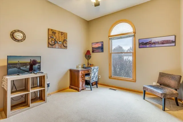 $269,000 | 316 Old Colony Court, North Newton, KS 67117