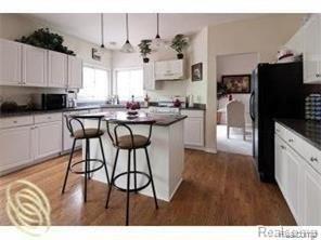 706 Woodfield Way Rochester Hills, MI 48307 - Photo 6 of 25