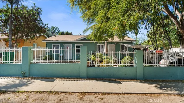 $980,000 | 414 South Sheridan Street, Corona, CA 92882