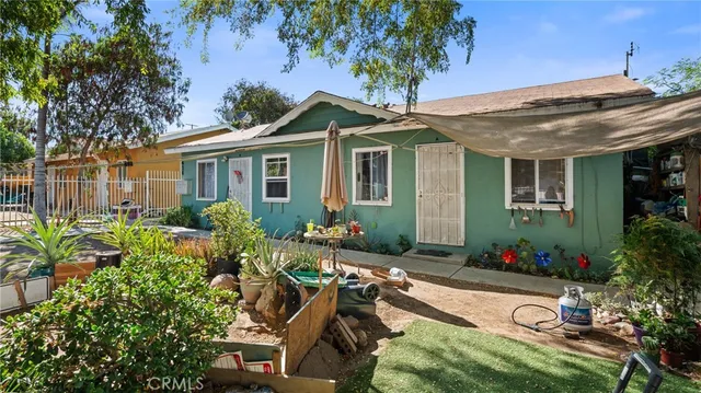 $980,000 | 414 South Sheridan Street, Corona, CA 92882