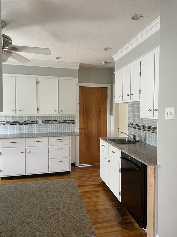 416 Trapelo Road, Unit 3 Belmont, MA 02478 - Photo 3 of 12