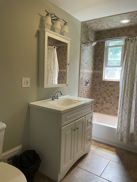 416 Trapelo Road, Unit 3 Belmont, MA 02478 - Photo 5 of 12