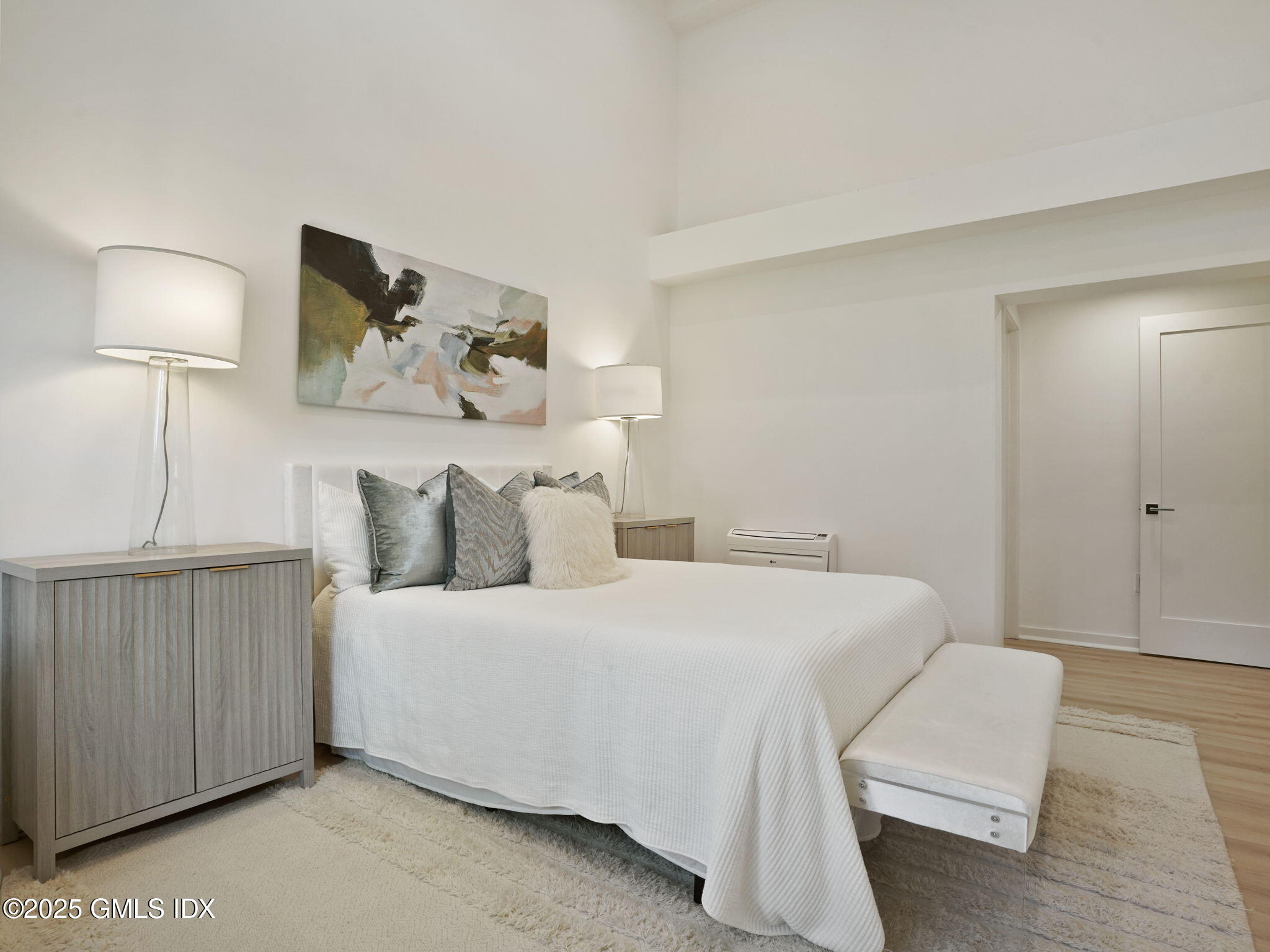 1188 King Street, Unit 117 Greenwich, CT 06831 - Photo 16 of 33 13-web-or-mls-1188-king-st-unit-117