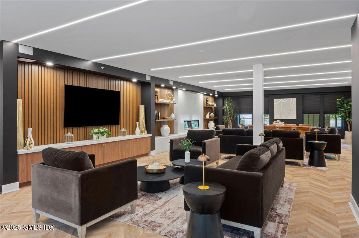 1188 King Street, Unit 117 Greenwich, CT 06831 - Photo 33 of 33 41-Lounge