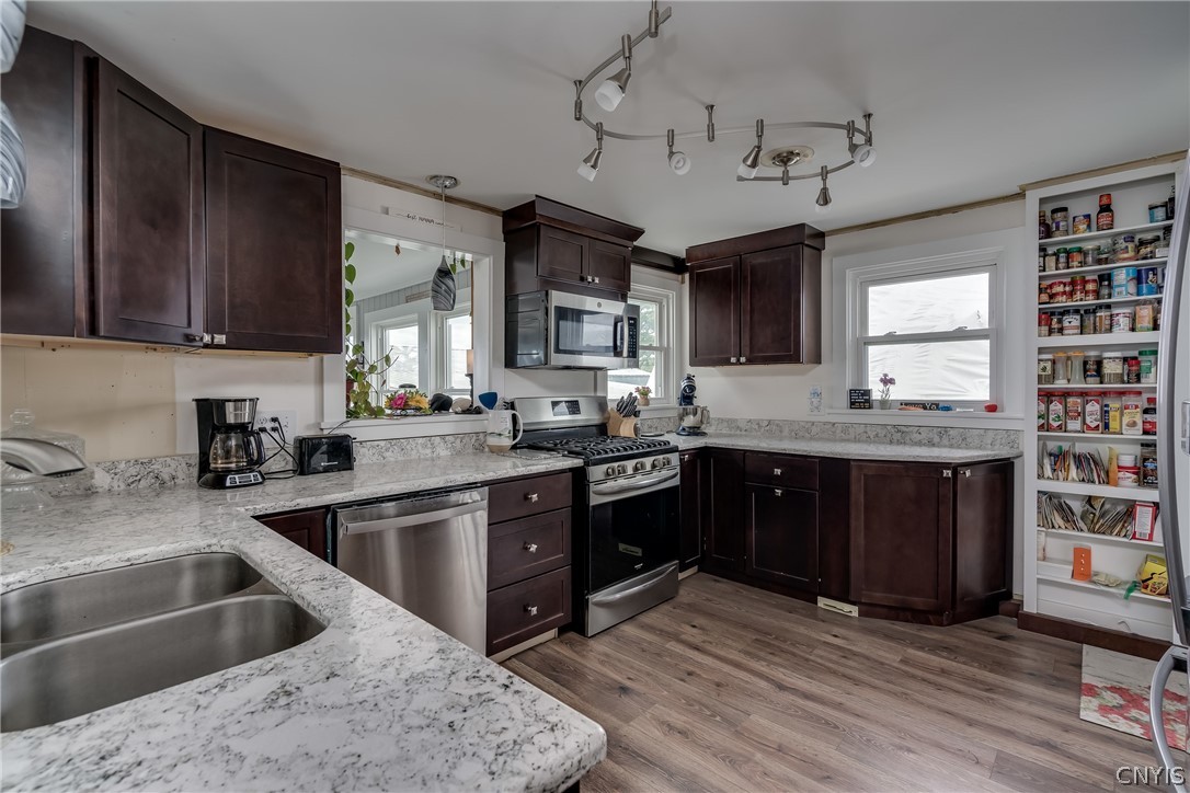 16 Bethune Street Alexandria, NY 13607 - Photo 5 of 50 Gallery Image 5
