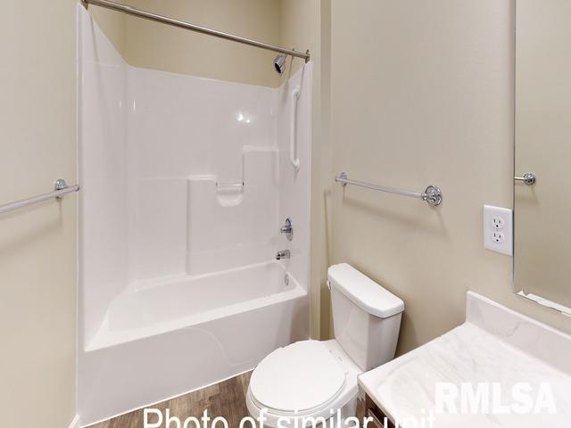 2592 Middle Road, Unit 308 Bettendorf, IA 52722 - Photo 23 of 35 Gallery Image 23