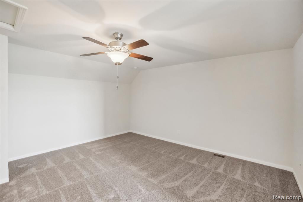 2920 Glenbar Circle Rochester, MI 48307 - Photo 29 of 39