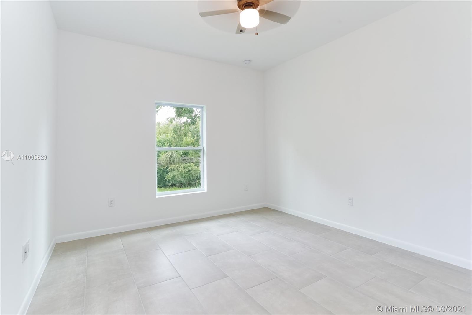 5631 Papaya Road West Palm Beach, FL 33413 - Photo 14 of 29 Gallery Image 14