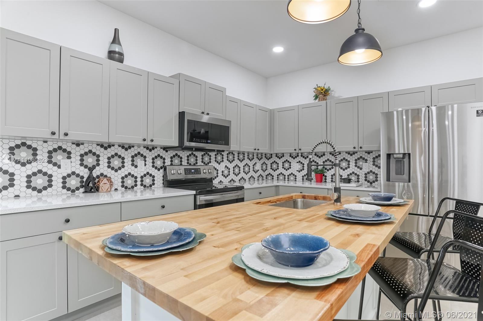 5631 Papaya Road West Palm Beach, FL 33413 - Photo 20 of 29 Gallery Image 20