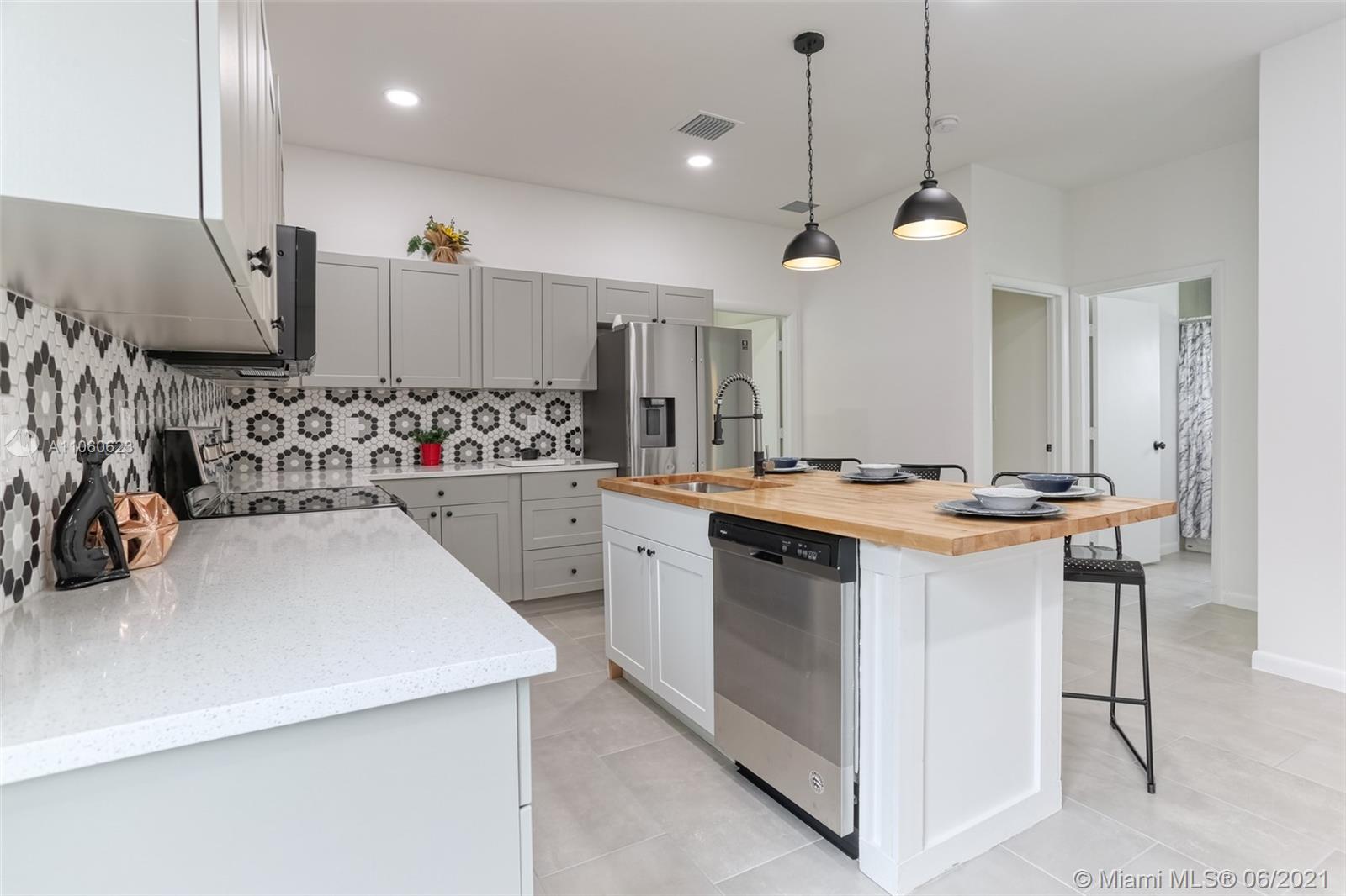 5631 Papaya Road West Palm Beach, FL 33413 - Photo 21 of 29 Gallery Image 21