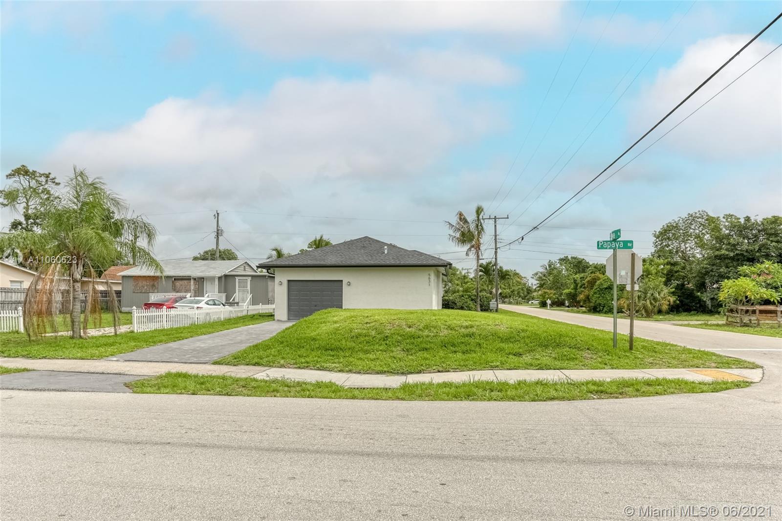 5631 Papaya Road West Palm Beach, FL 33413 - Photo 29 of 29 Gallery Image 29