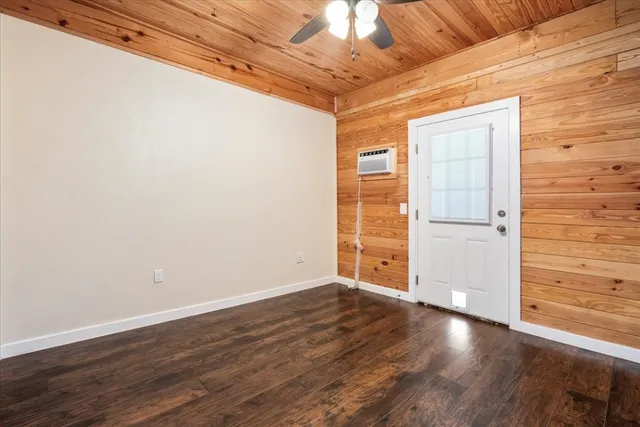 wooden floor in an empty room