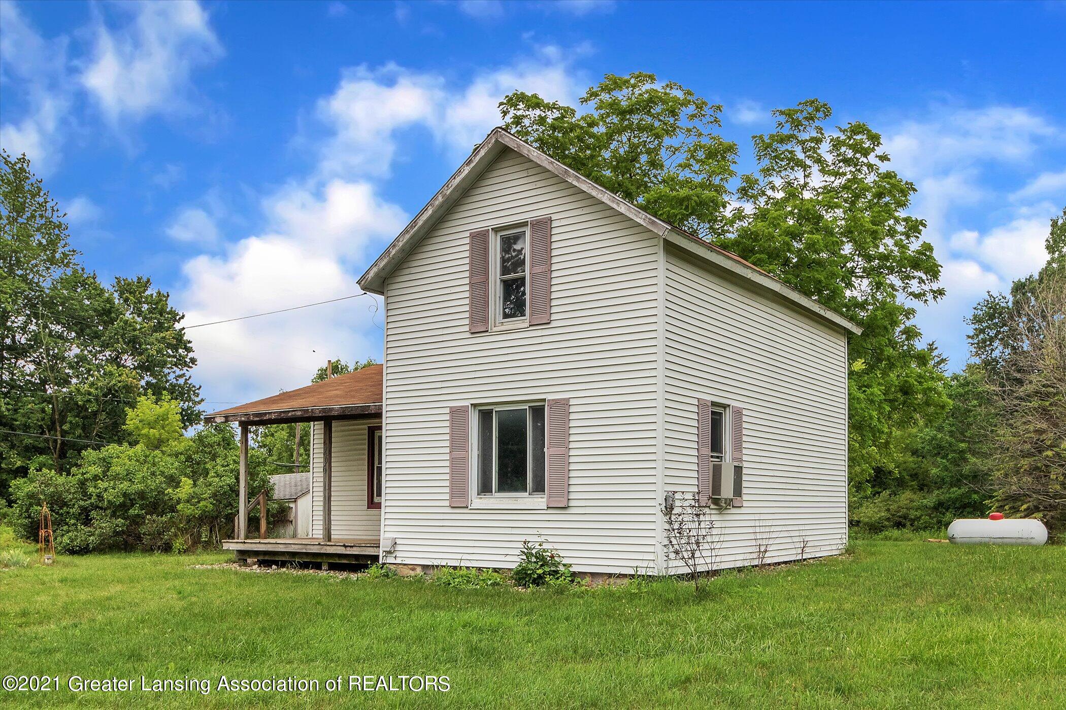 256 South Aurelius Road Mason, MI 48854 - Photo 2 of 29 02-256 S Aurelius Rd-Windowstill Real Es