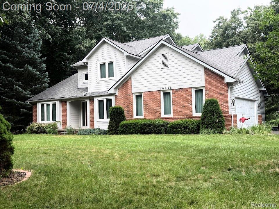 10928 Sunny Ridge Court Pinckney, MI 48169 - Photo 1 of 40 IMG_2459.jpg