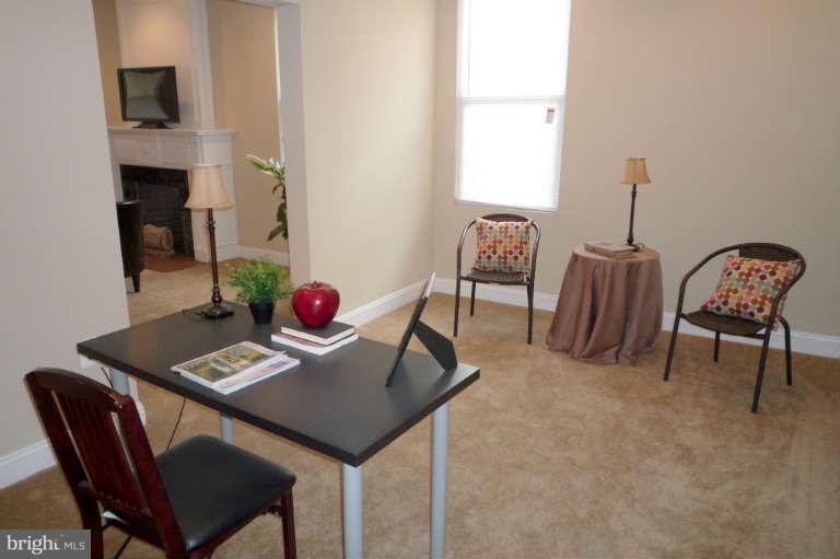 3402 Lynchester Road Baltimore, MD 21215 - Photo 13 of 29 Den / Office