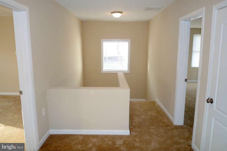3402 Lynchester Road Baltimore, MD 21215 - Photo 18 of 29 2nd Floor Hallway