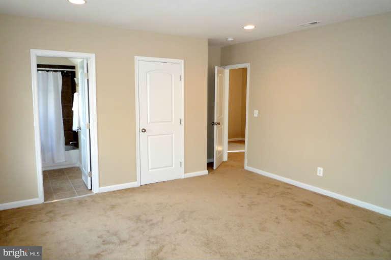 3402 Lynchester Road Baltimore, MD 21215 - Photo 24 of 29 Bedroom