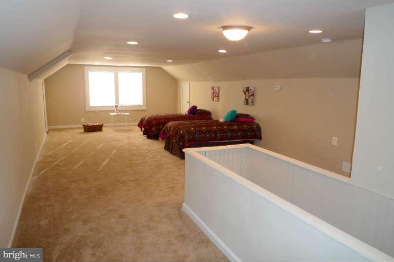 3402 Lynchester Road Baltimore, MD 21215 - Photo 27 of 29 Bedroom / Attic / Rec Room