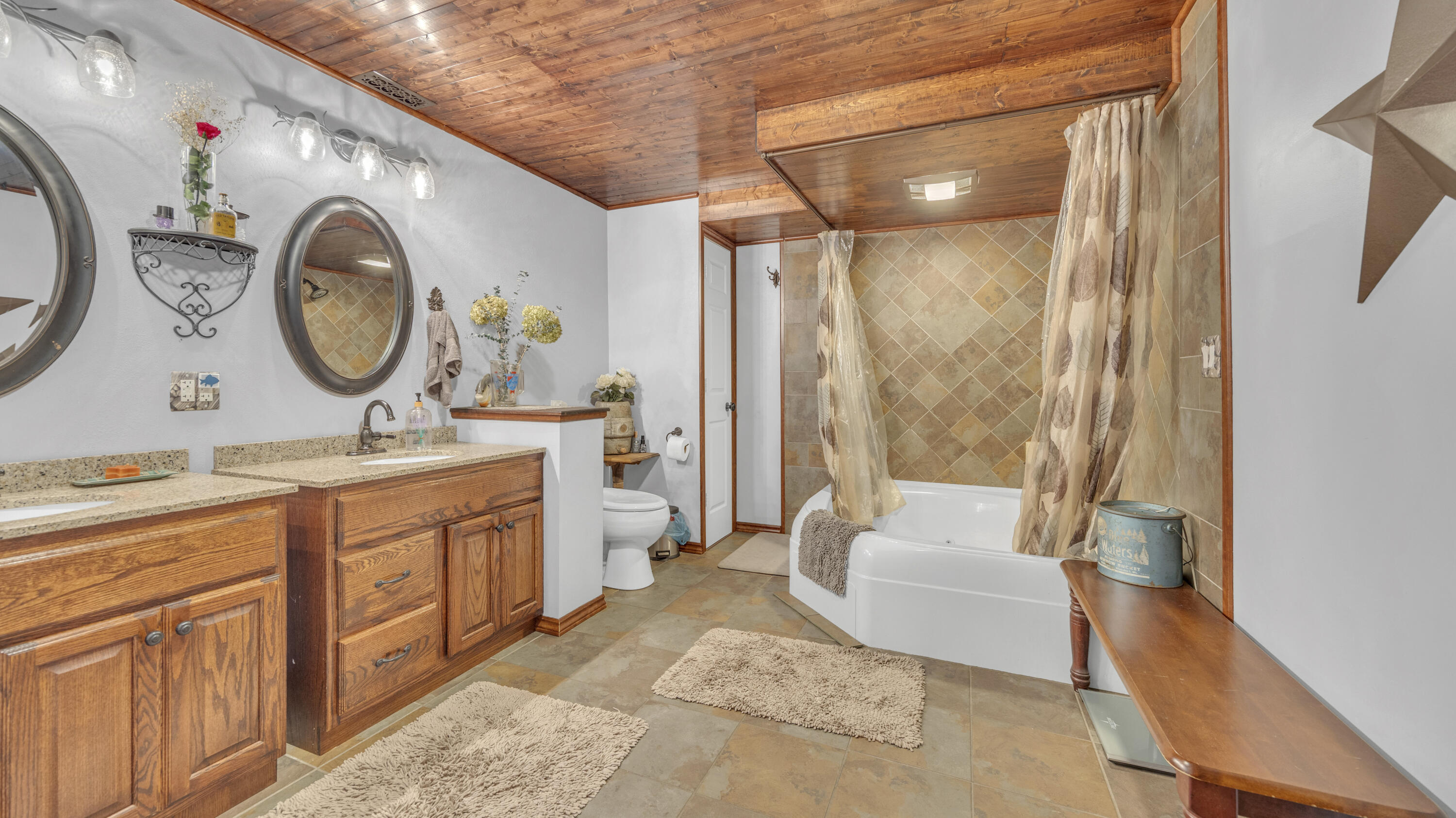 707 Goldfinch Lane Howards Grove, WI 53083 - Photo 19 of 27 Bathroom lower
